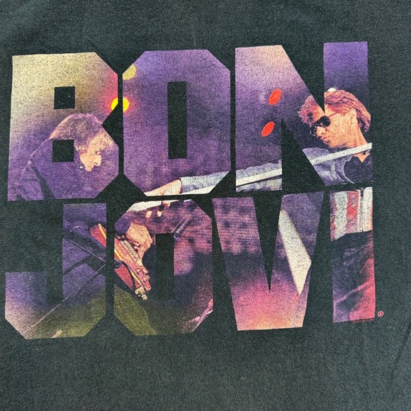Gildan Bon Jovi Because We Can Tour 2013 Graphic T-Shirt Men XL Faded Black Band - Picture 8 of 10